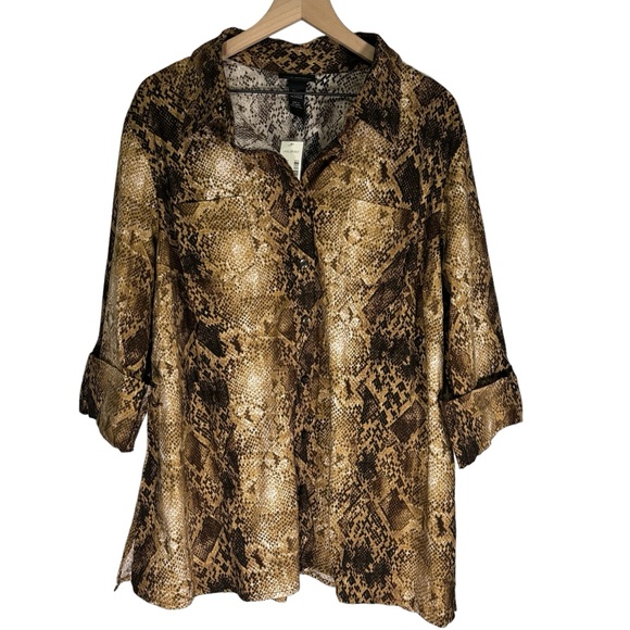 Lane Bryant Tops - NWT Lane Bryant Animal Print Button Up Shirt Office Workwear Size 22/24